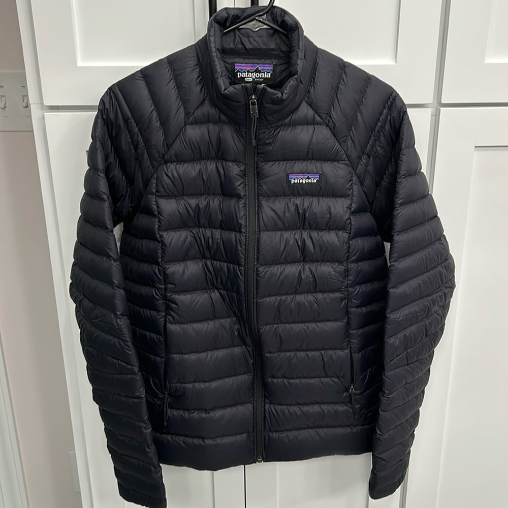 NEW Patagonia Down Jacket size medium